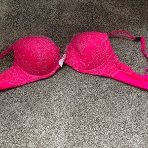 New with tag VS push up bra